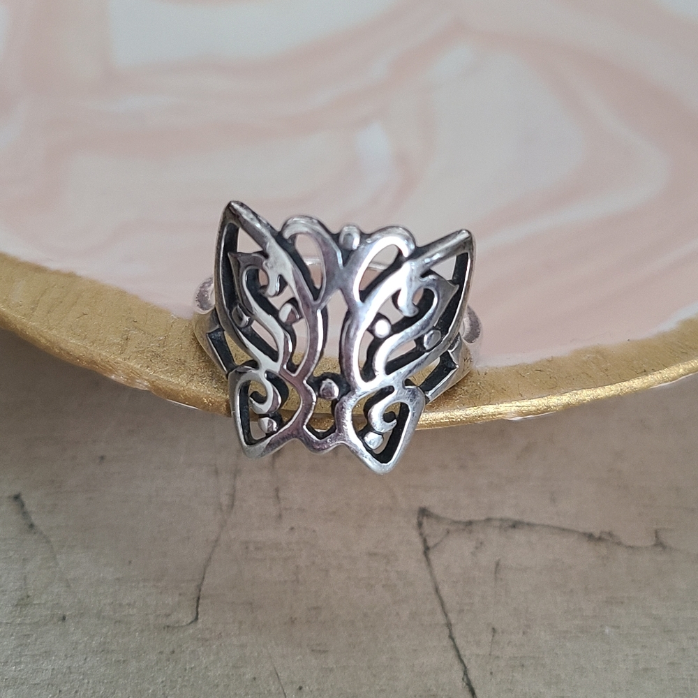 COPY - Rare/Retired Sterling Silver James Avery R…